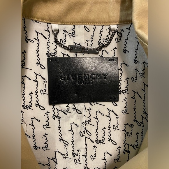 Givenchy belted double-breasted Mid length tan trench coat - Picture 10 of 13